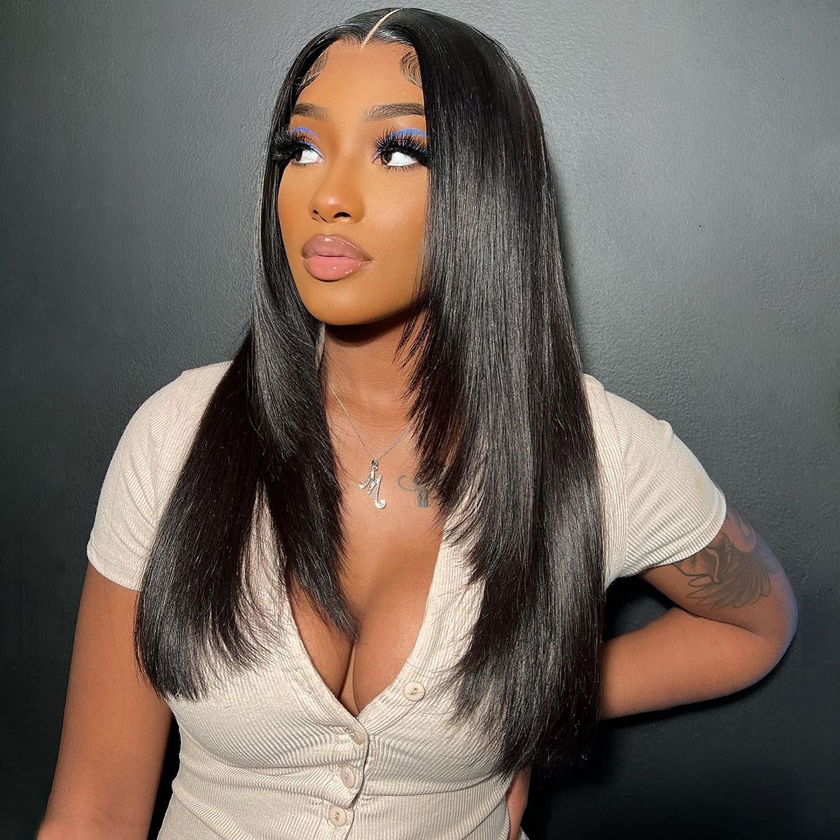 Straight Hair With Layers Shoulder Length Wig Lace Front Wig