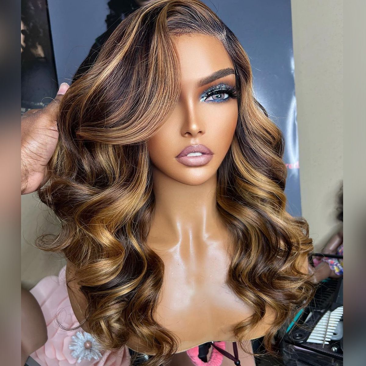 Tinashe hair highlight 4-27 body wave wig (2)