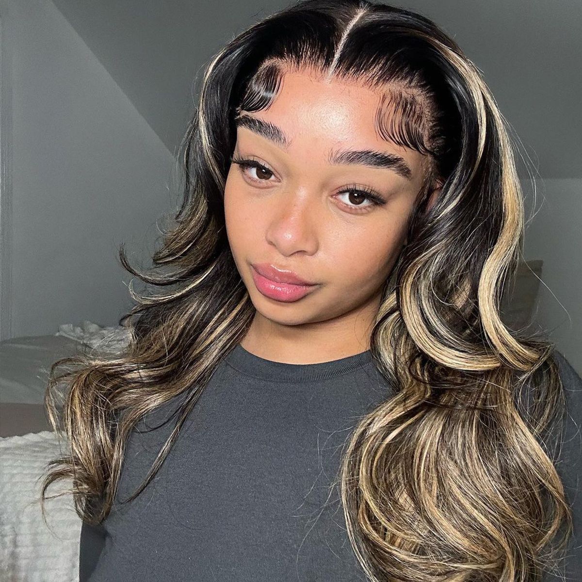 Tinashe hair Highlight 1b-22 body wave wig