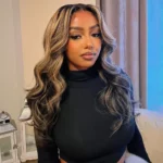 Tinashe hair curtain bangs layered cut highlight wig (1)